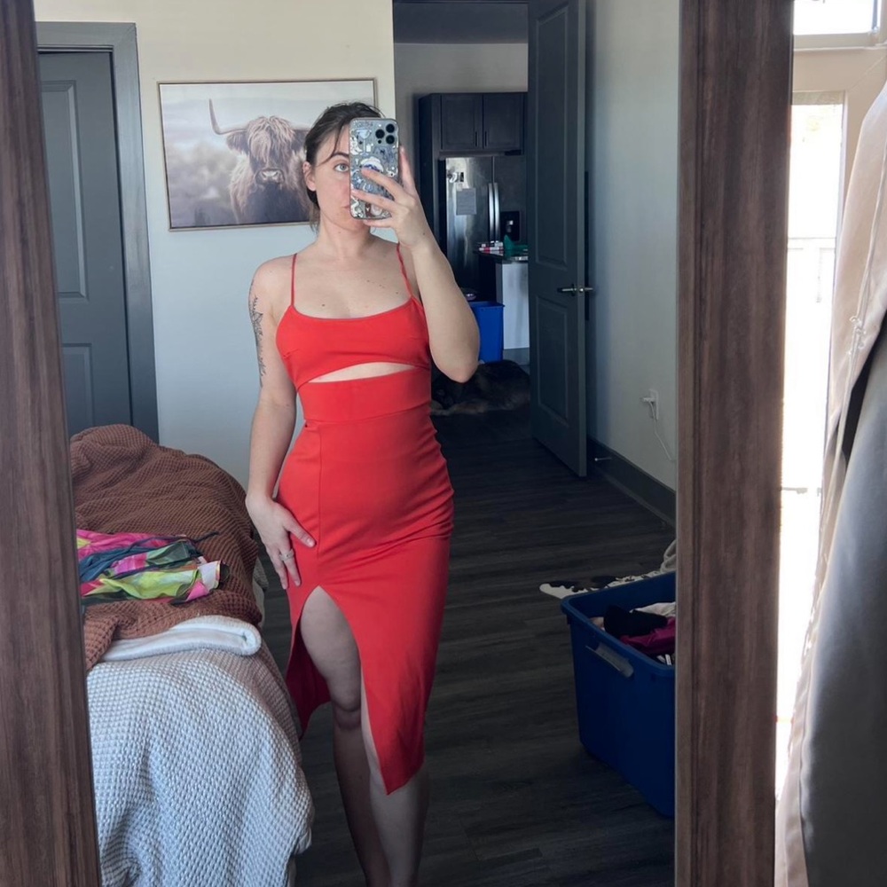 Elegant Red Cut-Out Dress